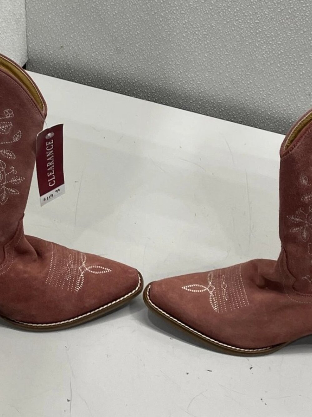 Shyanne Women's Bambi Suede Western Boots Snip Toe Red Suede Size 7.5B BSWSP24L9 - Picture 6 of 7